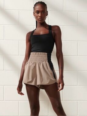 NWT YPB- Abercrombie Motion Tek Shorts Tan Size XS